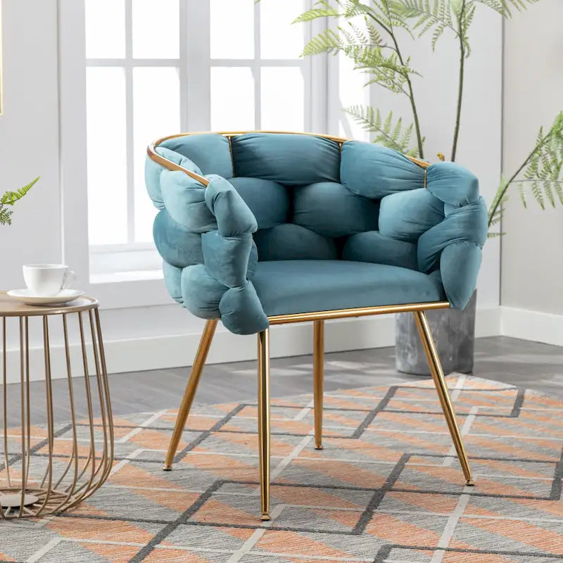 Poltrona di design in velluto blu larga 72,9 cm con gambe in metallo placcato oro, stile moderno