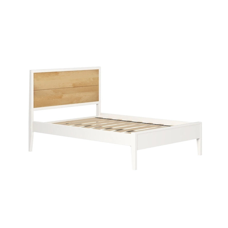 Letto a piattaforma matrimoniale con testiera a pannelli, design a doghe in legno massello, camera da letto moderna