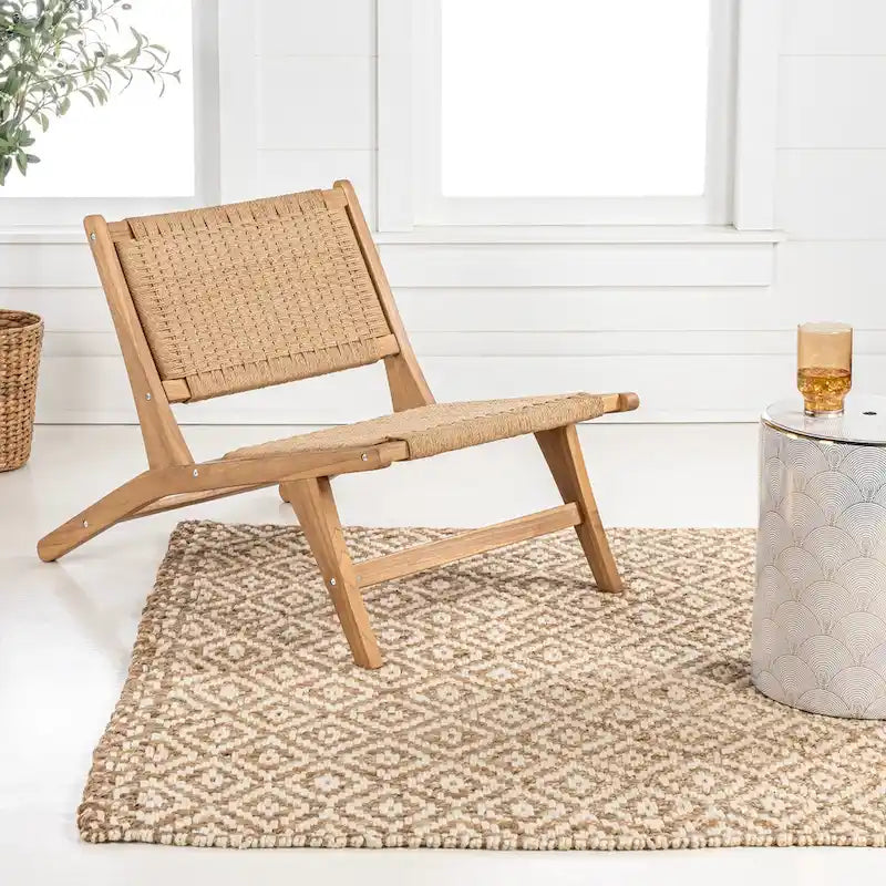 Poltrona lounge senza braccioli in giunco marino intrecciato stile Mid-Century Modern, struttura in legno massello, stile naturale