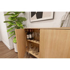 Mobiletto sottile a 2 ante, finitura moderna in legno, design salvaspazio